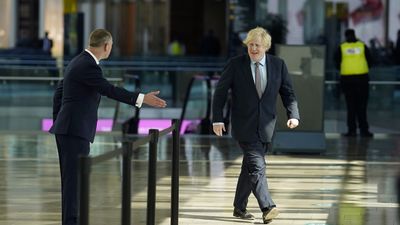 Reino Unido contabiliza otras 36 muertes por COVID-19, hasta 41.698