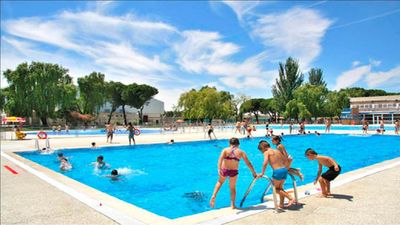 Así será la reapertura de las piscinas en los grandes municipios de Madrid