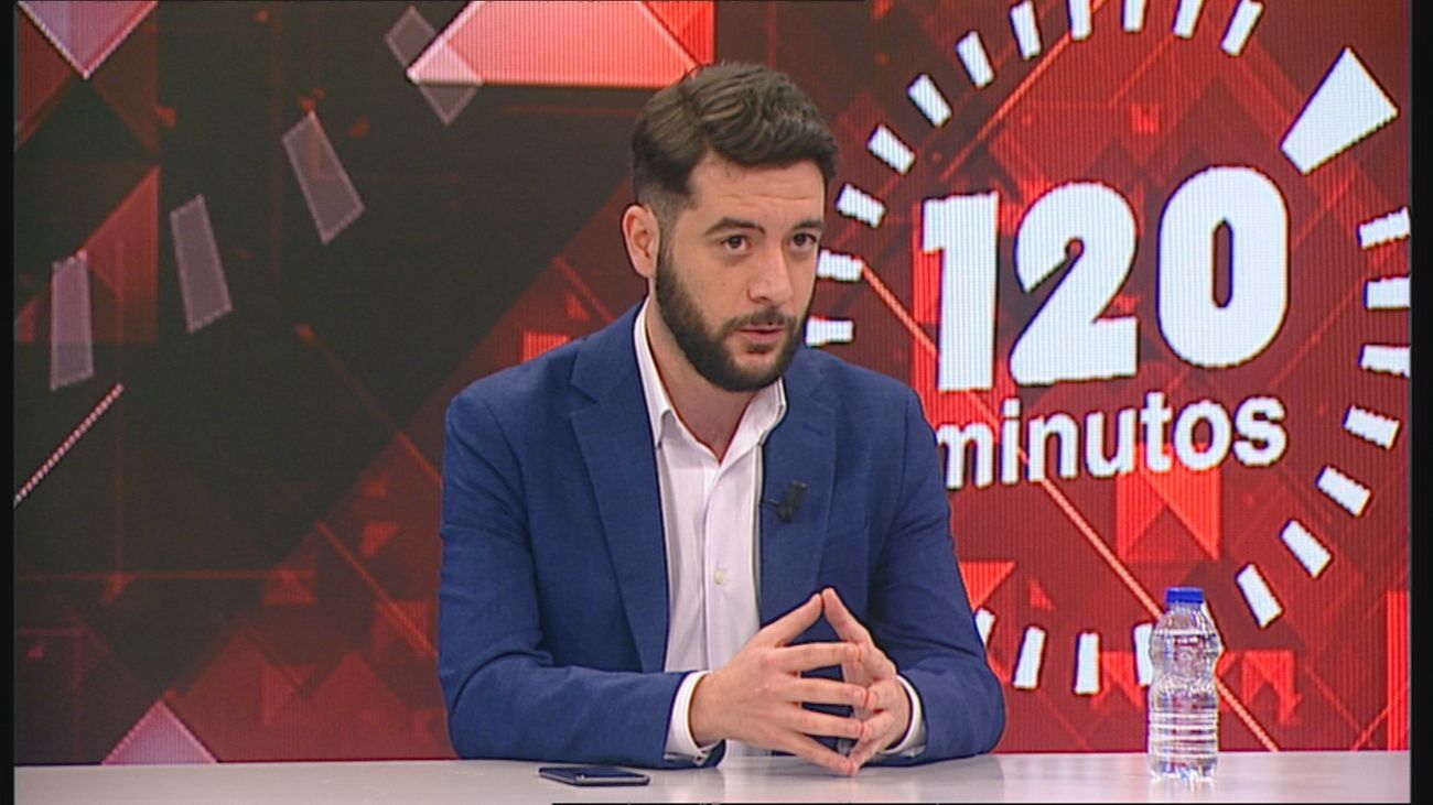 El portavoz de Ciudadanos en la Asamblea de Madrid, César Zafra en 120 Minutos