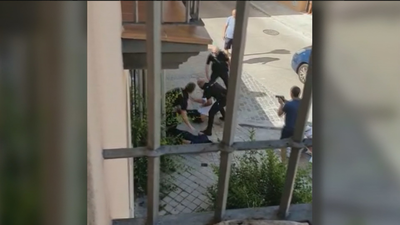 Así retuvo un policía fuera de servicio a dos narcos en Fuencarral autores de un 'vuelco de coacína'