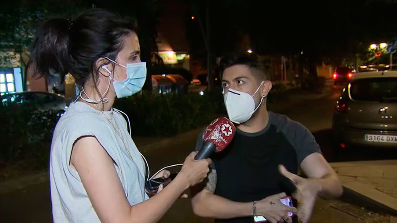 Habla un testigo del tiroteo en Villaverde: "El hombre bajaba tranquilo con la mano en la pierna"