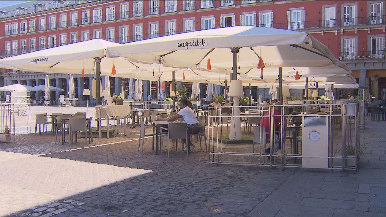 La crisis en la hostelería provoca el cierre de 55.000 locales en toda España