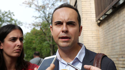 José Manuel Calvo : "Hay que defender los servicios públicos con uñas y dientes"