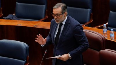 Enrique López: “Barajas es un vector del virus y lamento la irresponsabilidad de Ábalos que frivoliza con el mal”