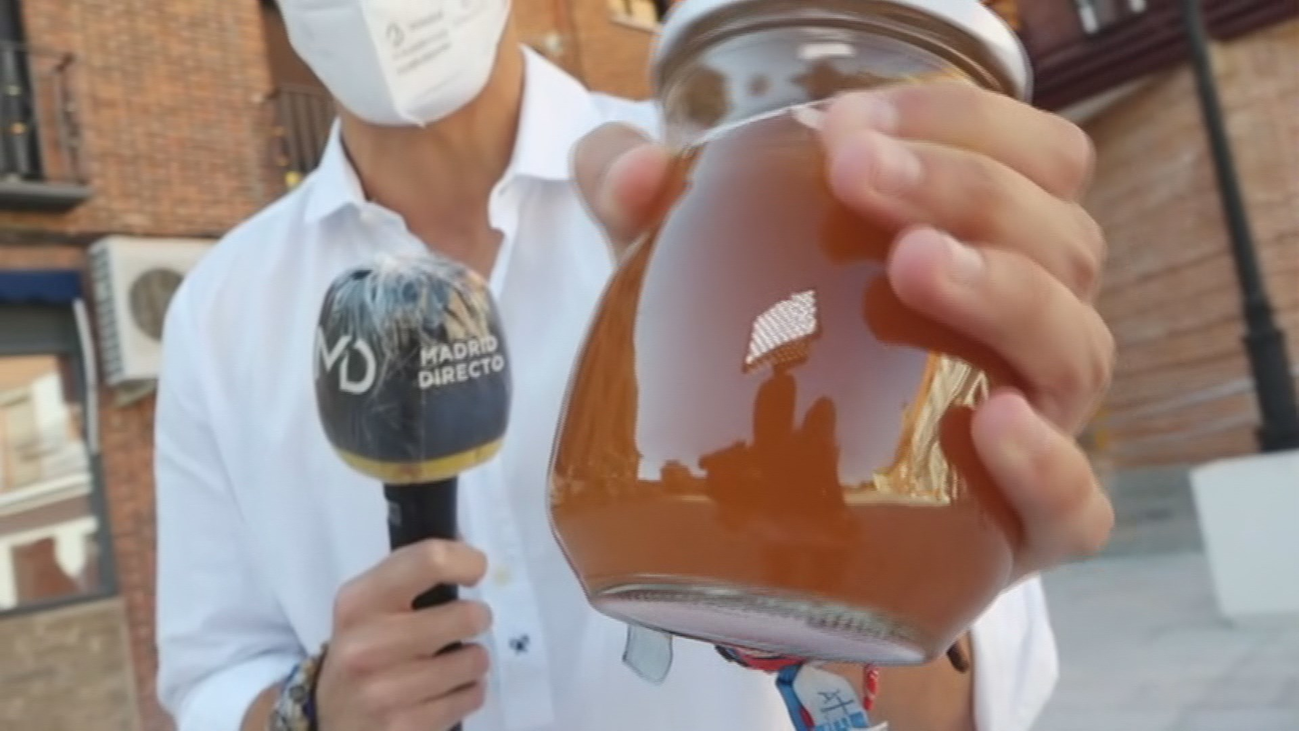 Los vecinos de Humanes denuncian que les sale agua marrón de sus grifos