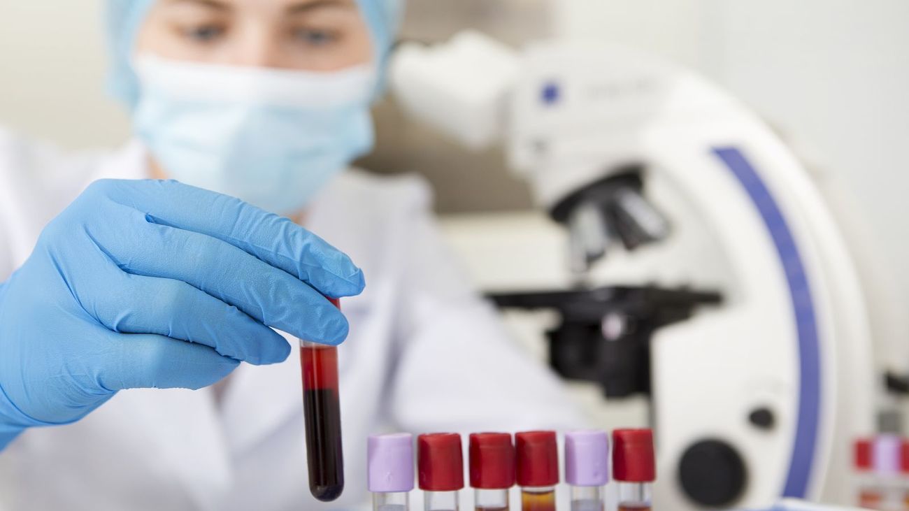 Javier Anguita: "Sabemos históricamente que el grupo sanguíneo influye en la respuesta a virus o bacterias"