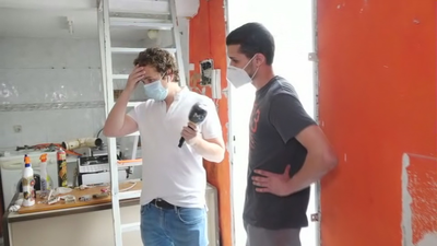 Consiguen echar a los okupas de su casa en Lavapiés y se la destrozan