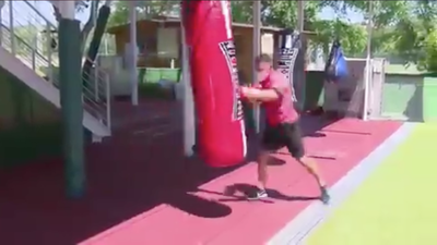 El boxeo regresa al aire libre en Sanse después de tres meses