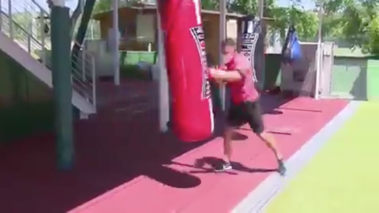 Boxeoen el Polideportivo Dehesa Boyal