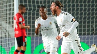 2-0. Dos golazos de Sergio Ramos y Vinícius solventan ante el Mallorca
