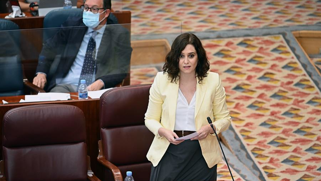 Ayuso: “Los controles en Barajas se están quedando muy cortos y lo vamos a lamentar en breve”