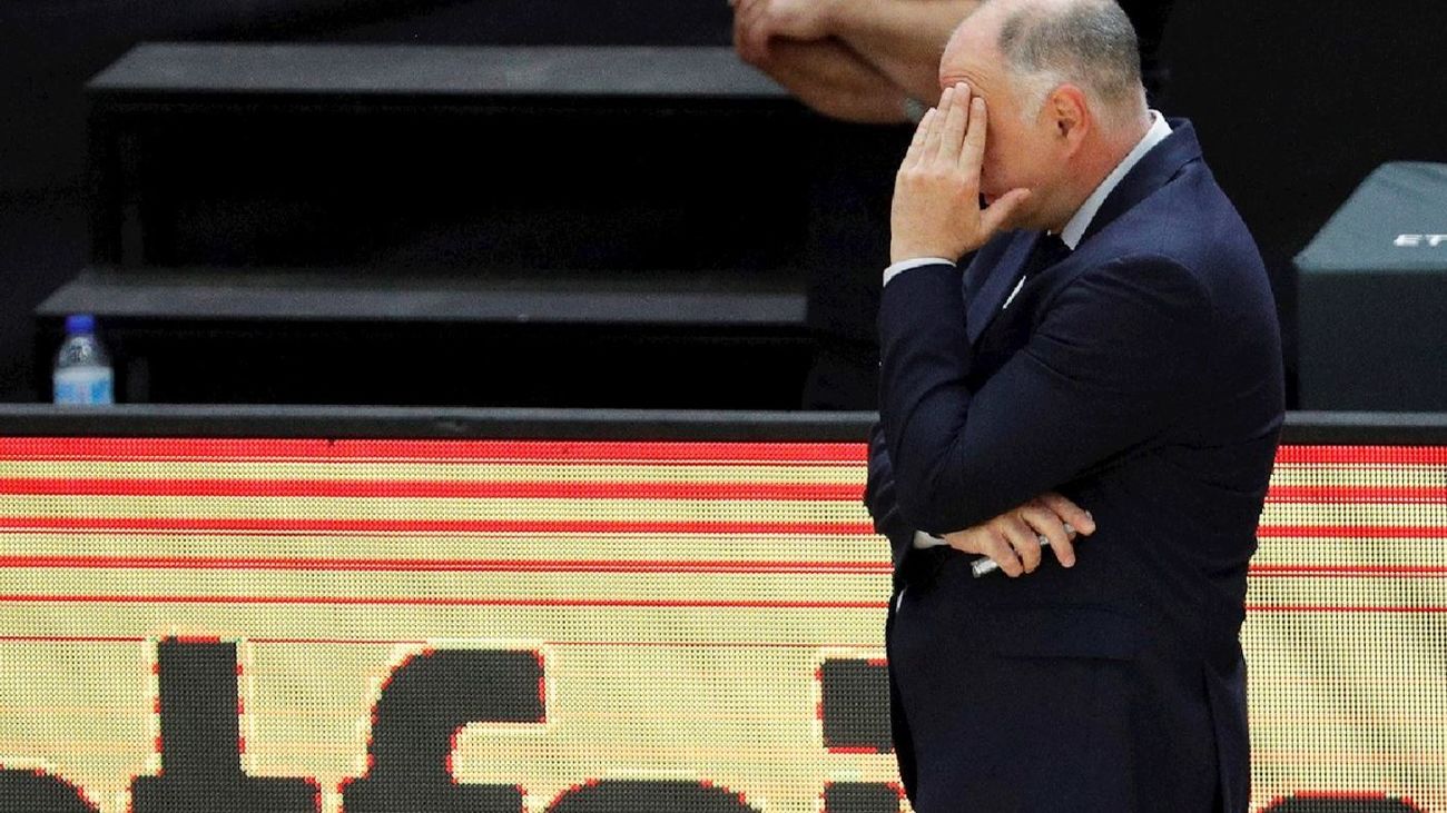 El rebote de Pablo Laso con sus jugadores y su delegado