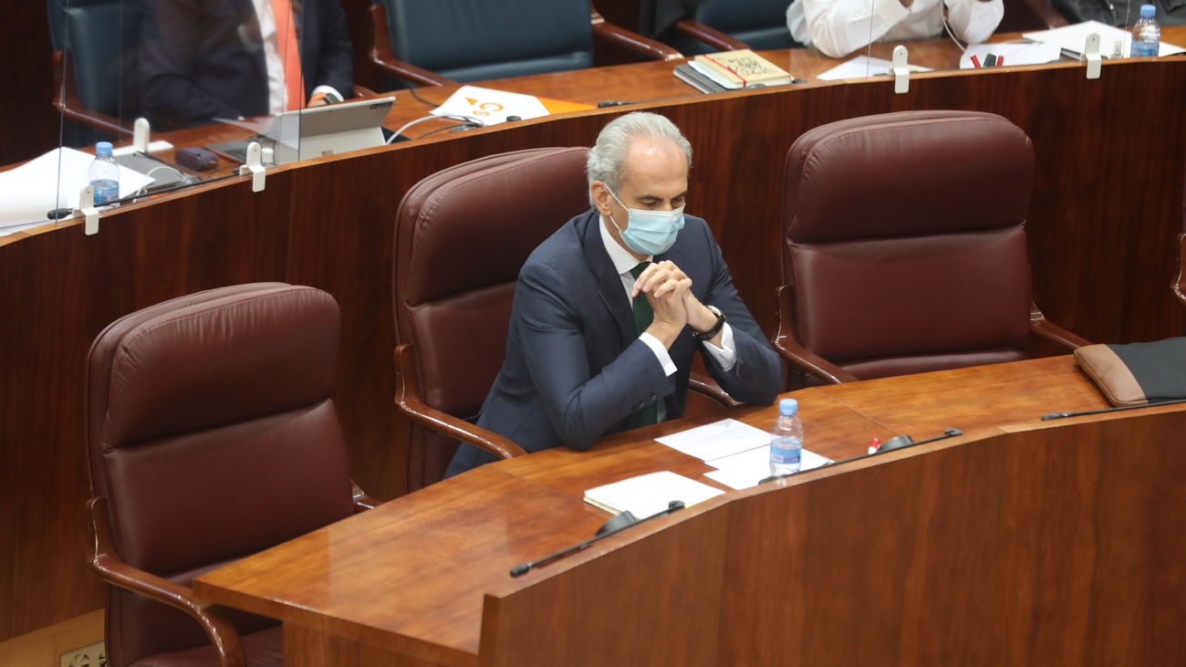 Escudero asegura que “nunca hubo orden política” en las residencias y que no se ha planteado dimitir