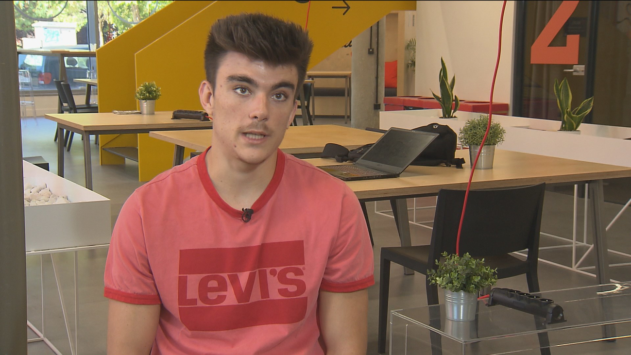 Cientos de madrileños afectados por la suspensión de visados en EEUU