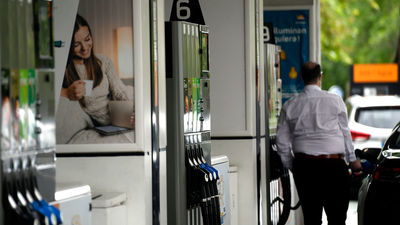 El IPC sube seis décimas en  junio, hasta el -0,3%, por las gasolinas y la luz