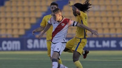 3-2. El Alcorcón derriba al Rayo y presenta su candidatura a la promoción