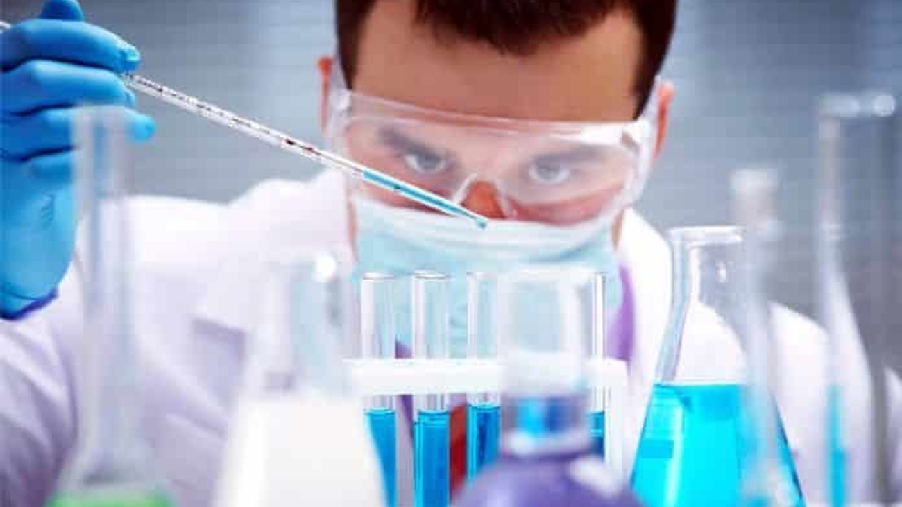 La industria veterinaria, clave para la 'vacuna española' de la covid-19