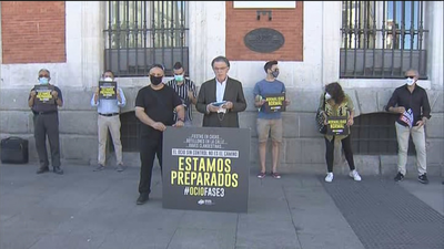 El sector del ocio nocturno se manifiesta en Sol el día en que Madrid autoriza su reapertura