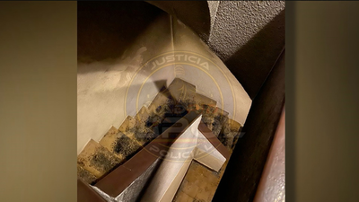 Detenido un hombre que incendió su casa para vengarse de sus vecinos y por el humo murió una mujer