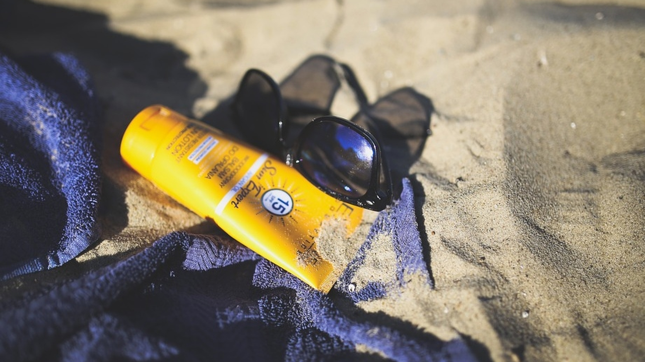 ¿Cómo protegernos del sol?