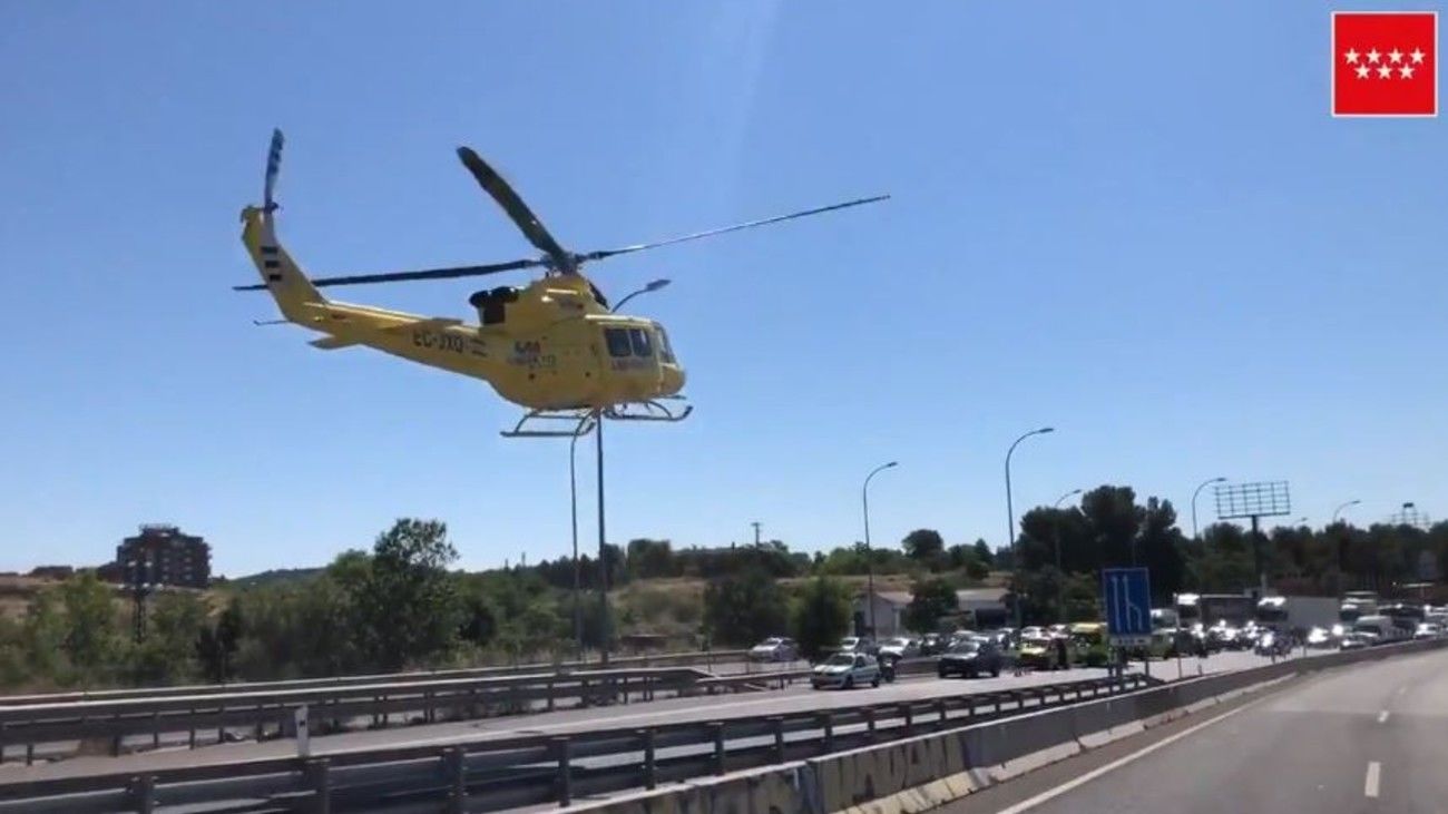 Herido un motorista al perder el control en la A-3 a la altura de Rivas