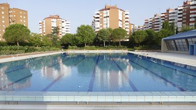 Las piscinas de Andrés Torrejón y Villafontana de Móstoles abrirán el 12 de junio con restricciones