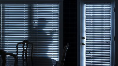 Medidas de seguridad para evitar robos en casa durante las vacaciones