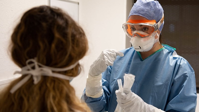 Los sanitarios madrileños, preocupados por una nueva crisis sanitaria en la región