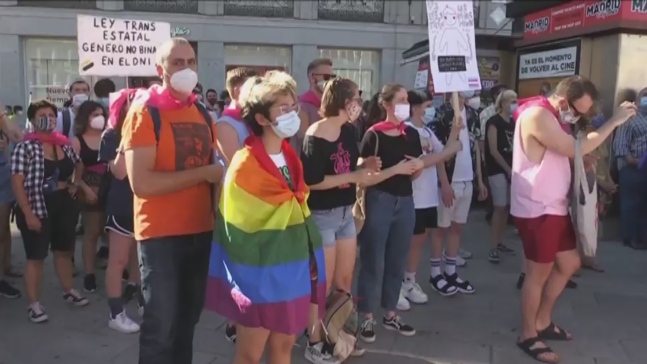 Cientos de personas reivindican en Madrid la tramitación de Ley Trans Estatal