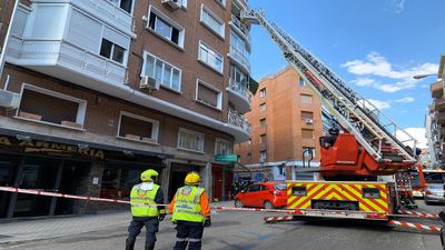 Quince heridos, dos graves, en un incendio en un edificio de Chamartín