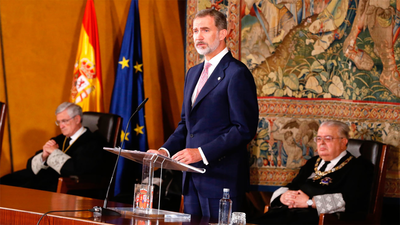 El rey llama a respetar al Tribunal Constitucional como "garante de la democracia española"
