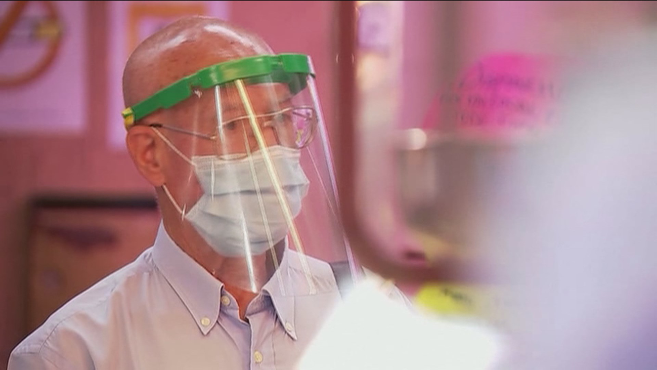 Los científicos advierten a la OMS de que el coronavirus se transmite por el aire