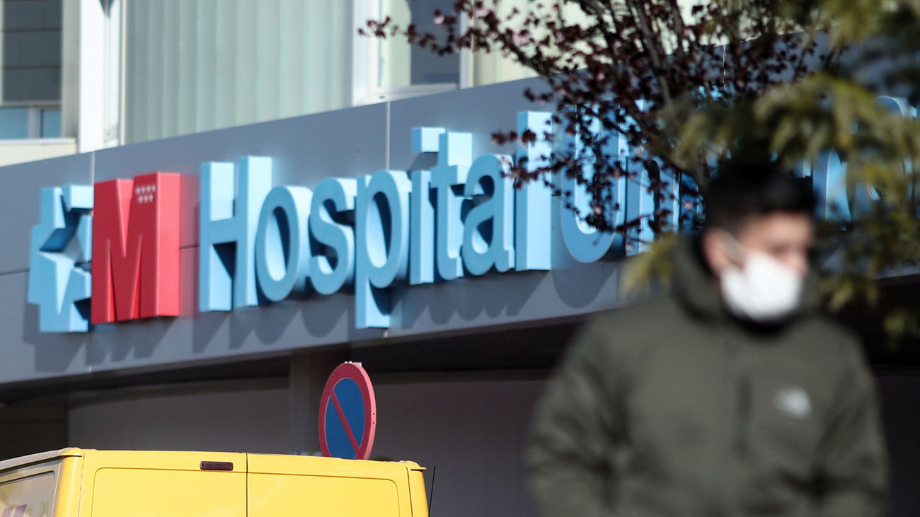 Un total de 46 personas han ingresado en las UCI y 161 pacientes están hospitalizados en planta