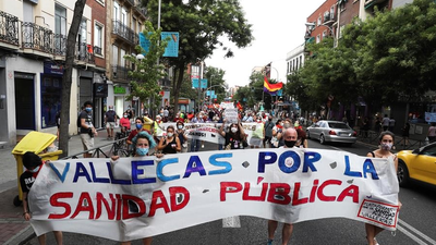 Vallecas sale a la calle por los servicios públicos
