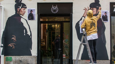 C.A.L.L.E vuelve a llenar de color y arte urbano a Lavapiés