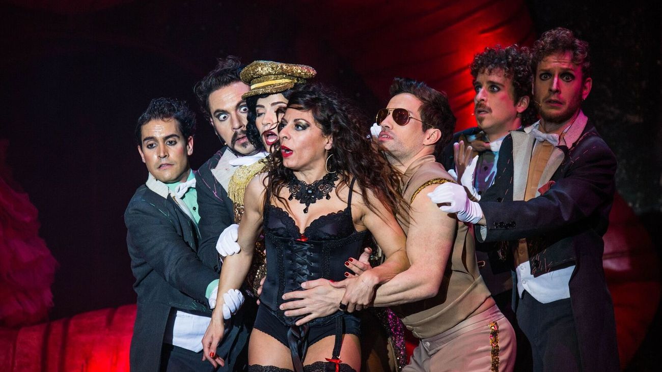 Cristina Medina:  "Hago teatro, televisión, música...pero me ha dicho un especialista que no soy hiperactiva"