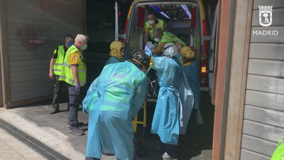 Herido muy grave al caer desde el techo de la estación de Atocha sobre la catenaria