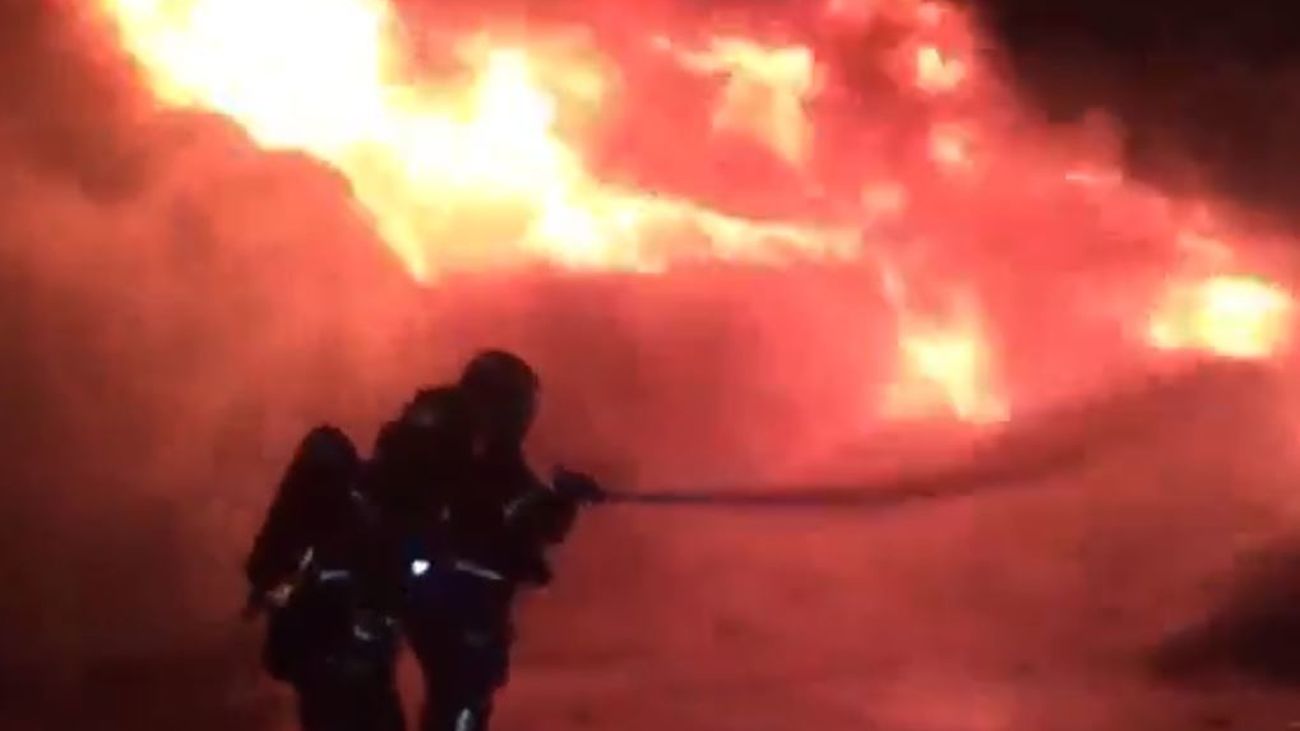 Controlado un nuevo incendio declarado en Alcorcón en la madrugada del domingo