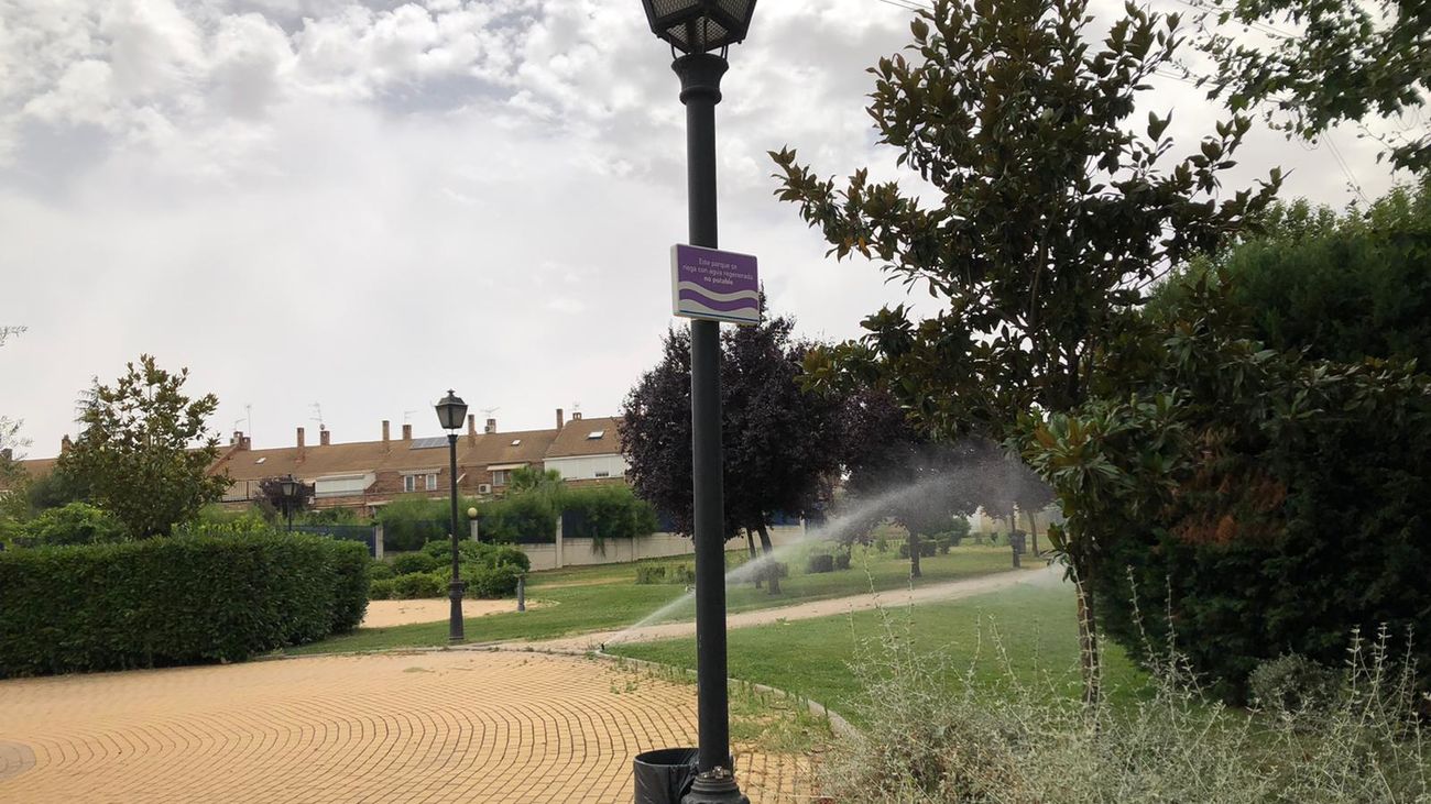 Arroyomolinos incorporará el riego con agua regenerada a todos sus parques