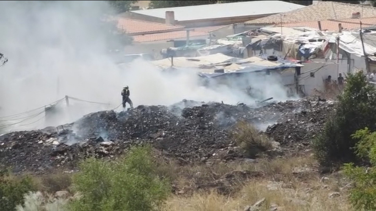 Incendio altamente tóxico en la Cañada Real