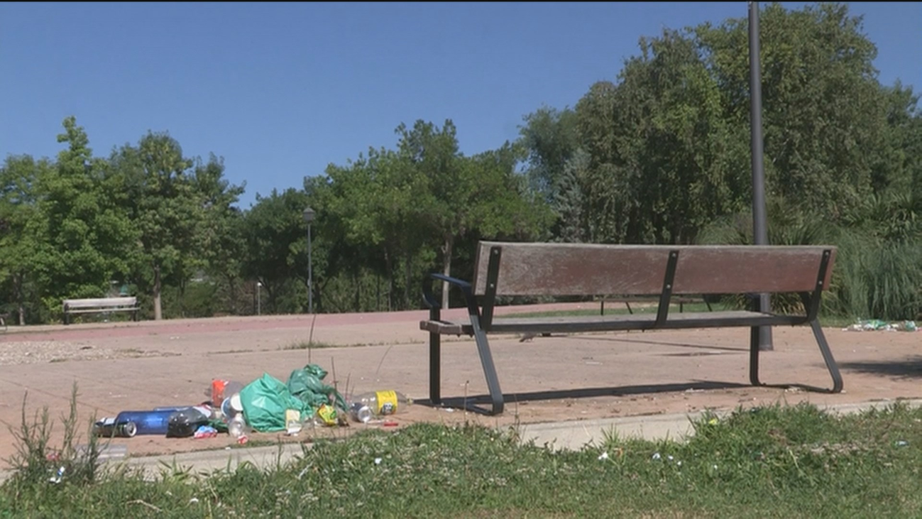 Le cortan un dedo de un machetazo por llamar al orden a una banda latina en Carabanchel