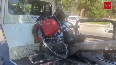 Un ciclista de 77 años herido muy grave en Móstoles tras ser atropellado