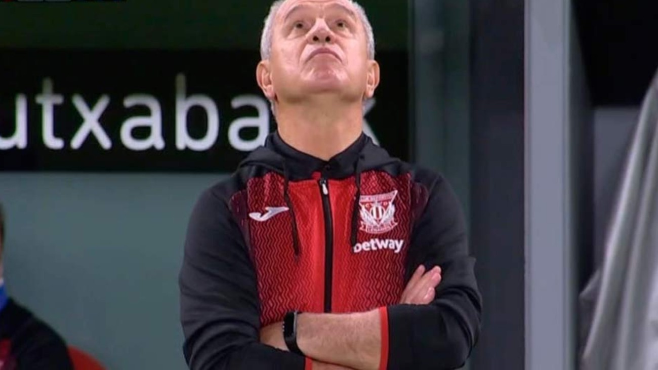 Aguirre: "Parecía difícil llegar vivos a la última jornada y lo estamos"