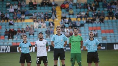 Alicia Espinosa, el arbitraje como afición