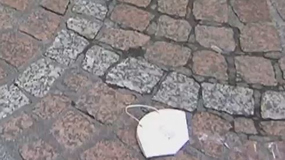 Multas de hasta 500 euros por tirar las mascarillas en la calle