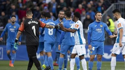 Suspendido el Dépor-Fuenlabrada por varios positivos en coronavirus en el equipo madrileño