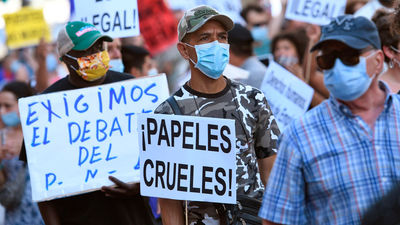 Concentración en Madrid para exigir la regularización de inmigrantes