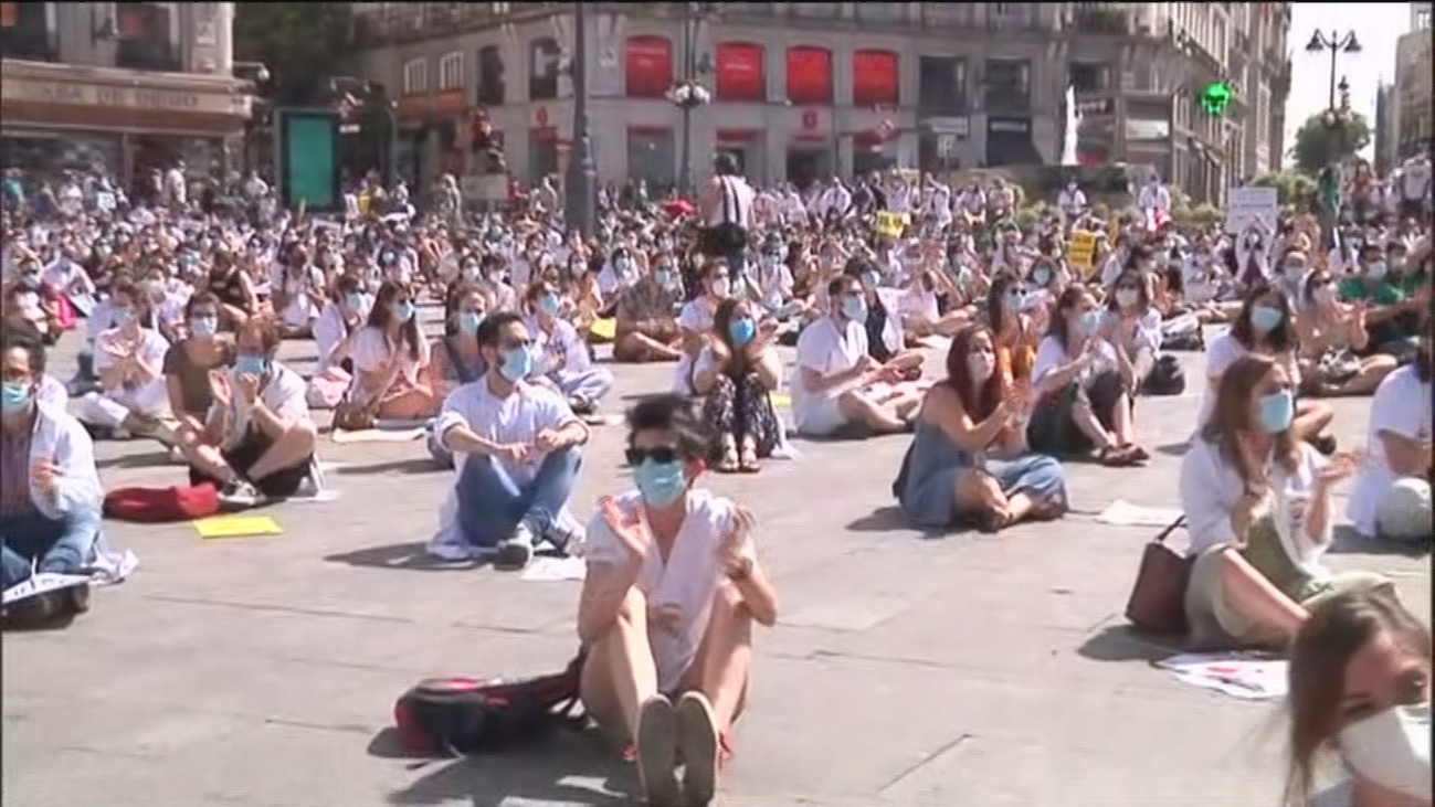 Huelga de los MIR: "Si esta situación no se desatasca, se seguirá así todo el verano"