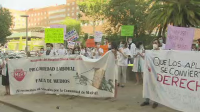 Los médicos residentes vuelven a las calles para exigir un convenio colectivo