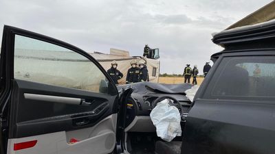 Un hombre de 61 años muere al chocar su coche con un camión en Campo Real